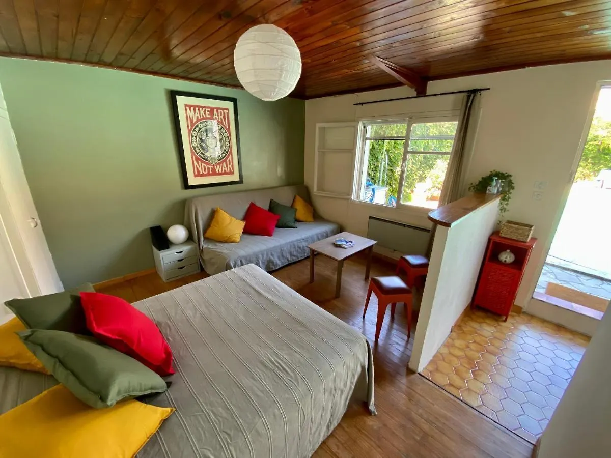 Maisonette Proche Velodrome Marseille France